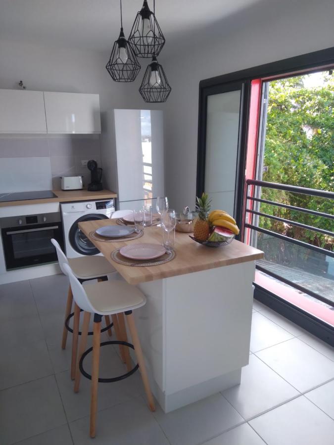 Le Yuka Apartment Saint-Francois  Exterior photo